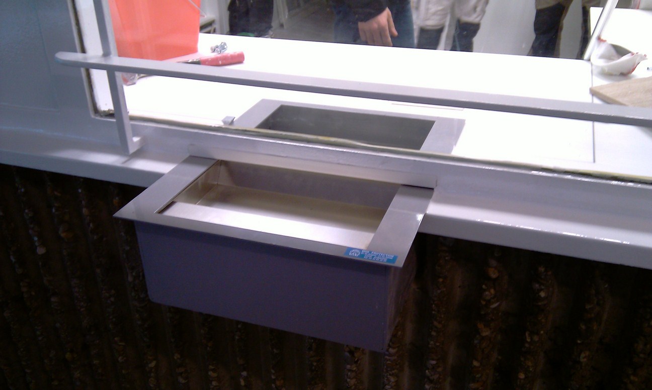 Passe File Machine Passe-document avec passe monnaie coulissant : DPM1